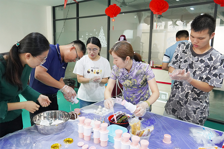 月圓中秋 · 集體慶生 | 溫馨九月，迎佳節(jié)，賀生辰，共團(tuán)圓！